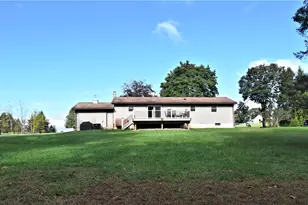 1026 Hosensack Rd, Upper Hanover Twp, PA 18070 - Photo 38