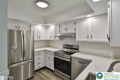 2666 Rolling Green Place, Macungie Boro, PA 18062 - Photo 6