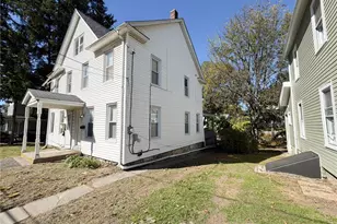 128 Centre St, East Stroudsburg, PA 18301 - Photo 4
