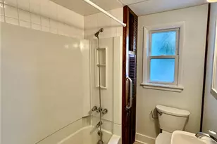 535 Mauch Chunk St, Nazareth, PA 18064 - Photo 14