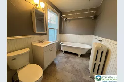 127 E Main Street, Bath Boro, PA 18014 - Photo 18