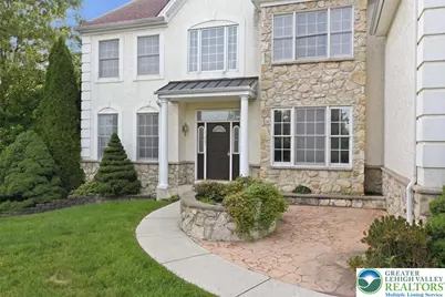 1422 Morningside Drive, South Whitehall Township, PA 18069 - Photo 4