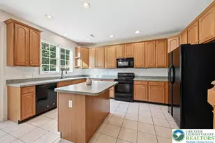 1422 Morningside Dr, South Whitehall Township, PA 18069 - Photo 22