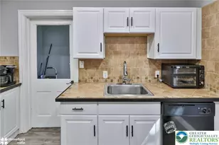 317 W Garrison St, Bethlehem City, PA 18018 - Photo 12