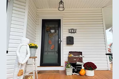 504 Schanck Avenue, Pen Argyl, PA 18072 - Photo 2