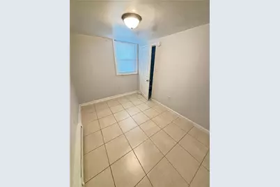 384 Tilghman #8, Allentown City, PA 18102 - Photo 2
