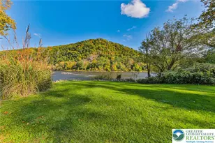 2355 N Delaware Dr, Easton, PA 18040 - Photo 58