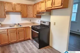 537 Ontario St, Bethlehem, PA 18015 - Photo 2
