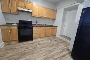 205 Front St, Catasauqua Boro, PA 18032 - Photo 4