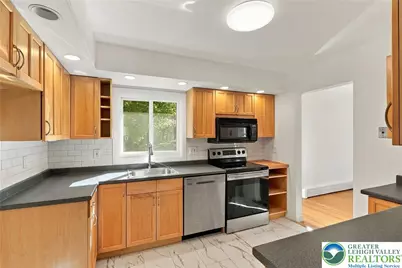 2102 W Fairview Street, Allentown City, PA 18104 - Photo 8