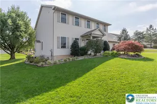 2525 Somerset Rd, Whitehall Township, PA 18052 - Photo 2