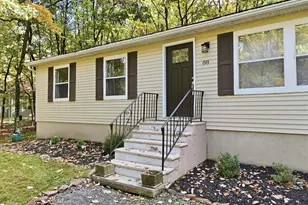 88 Shawnee Trail, Penn Forrest, PA 18210 - Photo 4