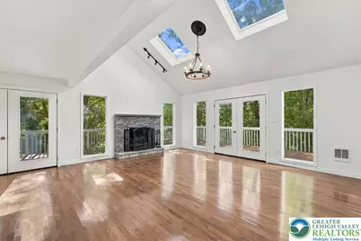 177 Summerton Circle, Stroud Twp, PA 18301 - Photo 2