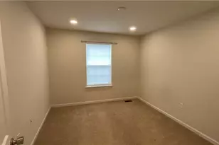 1373 Caspian St, South Whitehall Township, PA 18104 - Photo 10
