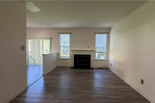 8100 Cross Creek Cir W, Upper Macungie Township, PA 18031 - Photo 10