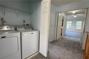 8100 Cross Creek Cir W, Upper Macungie Township, PA 18031 - Photo 26