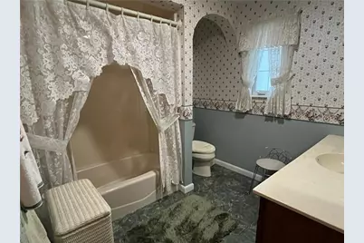 525 Linden Avenue, Hellertown Boro, PA 18055 - Photo 14