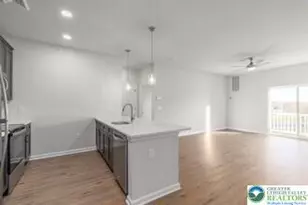 430 Cambria St, Freemansburg, PA 18017 - Photo 2