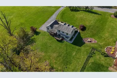 4015 Country Side Lane, Lower Saucon Township, PA 18055 - Photo 6