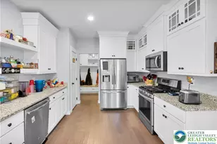 403 Beverly Dr, South Whitehall Township, PA 18104 - Photo 8