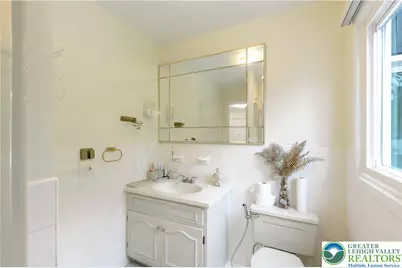 2210 Greenwood Road, Salisbury Township, PA 18103 - Photo 50