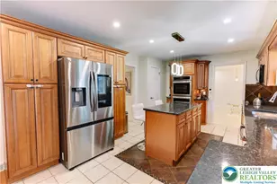 2210 Greenwood Rd, Salisbury Township, PA 18103 - Photo 10