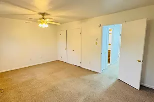 213 Old Forge Dr, Bath, PA 18014 - Photo 14