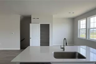 8203 Brodie Ct, Upper Macungie Township, PA 18031 - Photo 54