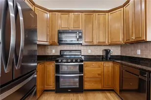 2060 Alexander Dr, Lower Macungie Township, PA 18062 - Photo 18