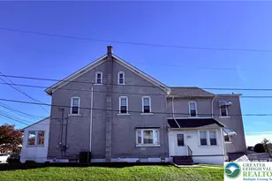 3122 N Hobson St, Whitehall Township, PA 18052 - Photo 2