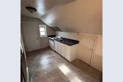 1068 Seneca #4, Bethlehem City, PA 18015 - Photo 6