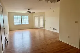 4775 Cheryl Dr, Hanover Twp, PA 18017 - Photo 12