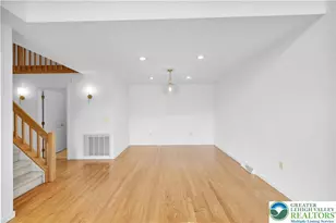 5721 Crawford Dr, Hanover Twp, PA 18017 - Photo 12