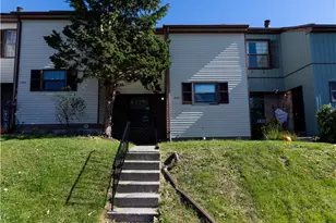 1619 Shenandoah Ct, South Whitehall Township, PA 18104 - Photo 1