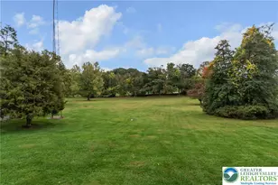 2016 Stonesthrow Rd, Upper Saucon Township, PA 18015 - Photo 8