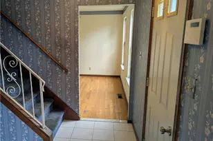 1833 Latta St, South Whitehall Township, PA 18104 - Photo 6