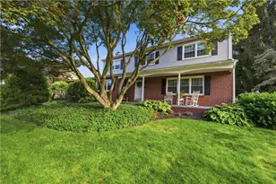 932 Donald Dr, Emmaus Boro, PA 18049 - Photo 2