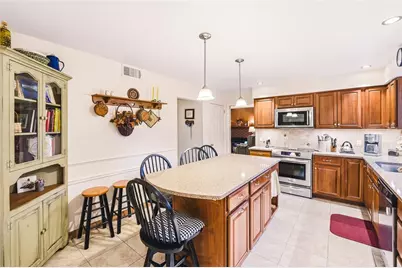 932 Donald Drive, Emmaus Boro, PA 18049 - Photo 4
