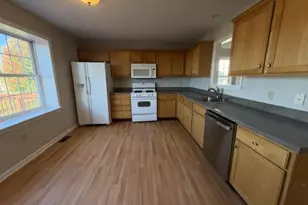 342 Oak St, Freemansburg, PA 18017 - Photo 6