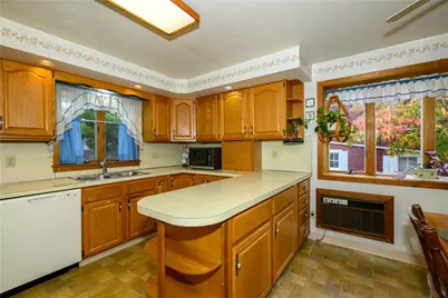 607 Howertown Road, Catasauqua Boro, PA 18032 - Photo 6