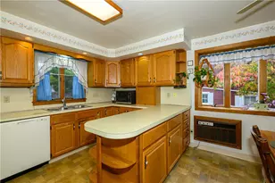 607 Howertown Rd, Catasauqua Boro, PA 18032 - Photo 6