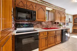 5347 Egypt Rd, North Whitehall Township, PA 18059 - Photo 12