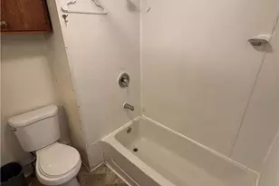 323 8th St, Allentown City, PA 18102 - Photo 6