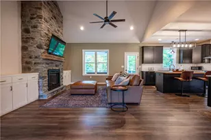 365 Steely Hill Rd, Williams Township, PA 18077 - Photo 6