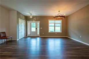 365 Steely Hill Rd, Williams Township, PA 18077 - Photo 2