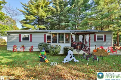 8701 Evergreen Circle, Upper Macungie Township, PA 18031 - Photo 4