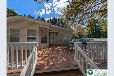 5 Edgewood Court, Moore Township, PA 18014 - Photo 2