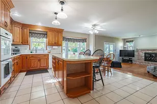 2370 Pewter Dr, Lower Macungie Township, PA 18062 - Photo 10