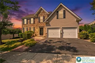 2305 Aberdeen Way, Lower Macungie Township, PA 18062 - Photo 2
