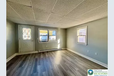 210 Main Street #3, Pen Argyl, PA 18072 - Photo 6